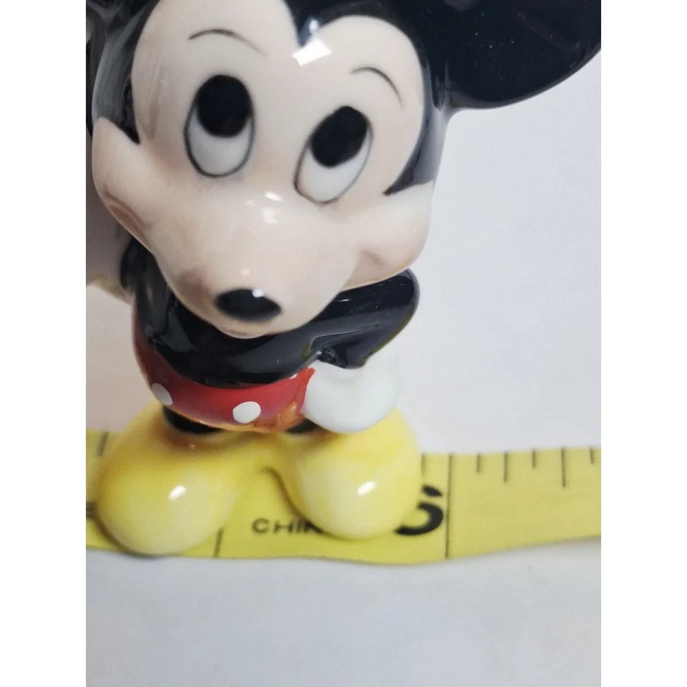 Vintage Disney Japan Mickey and Minnie Mouse Ceramic Heart Shaped Picture Frame